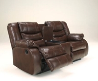 Linebacker Durablend Rec Loveseat w/ Console